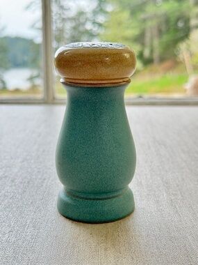 Denby Luxor Pepper Pot (Stoneware, Made in England)